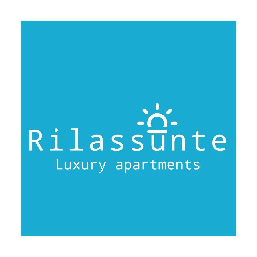 Rilassunte Luxury Apartments Potos Luaran gambar
