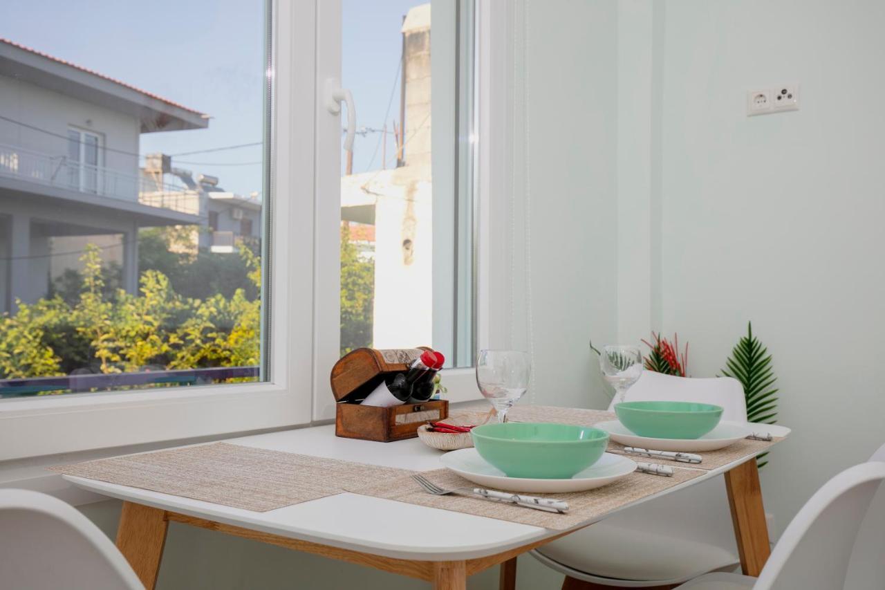Rilassunte Luxury Apartments Potos Luaran gambar