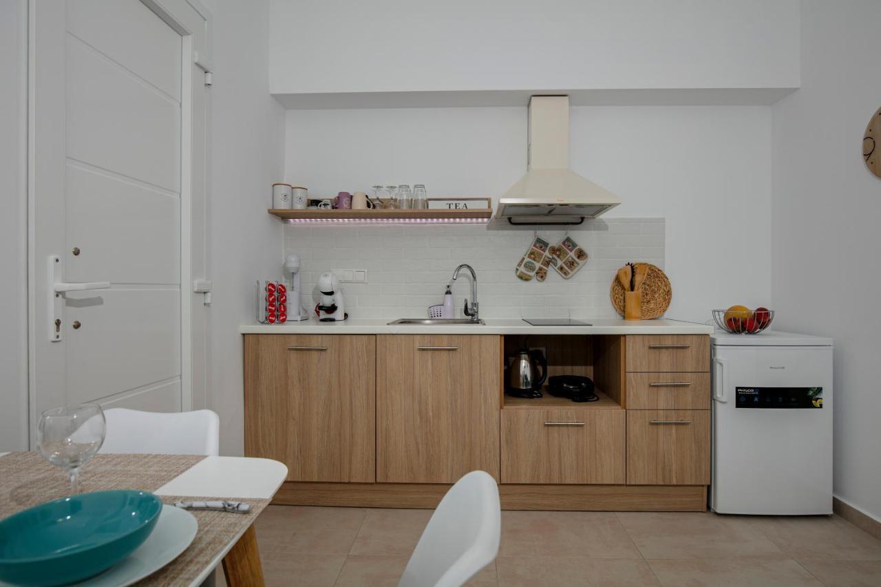 Rilassunte Luxury Apartments Potos Luaran gambar